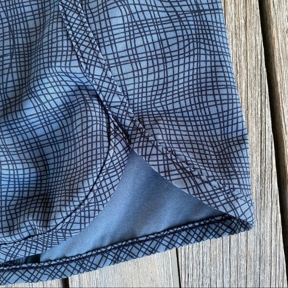 Calia by Carrie Underwood Anywhere Skirt Skort Caviar Crosshatch Gray Medium - Picture 8 of 10